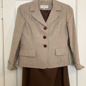 Jones New York 10P 2-piece Suit Petite